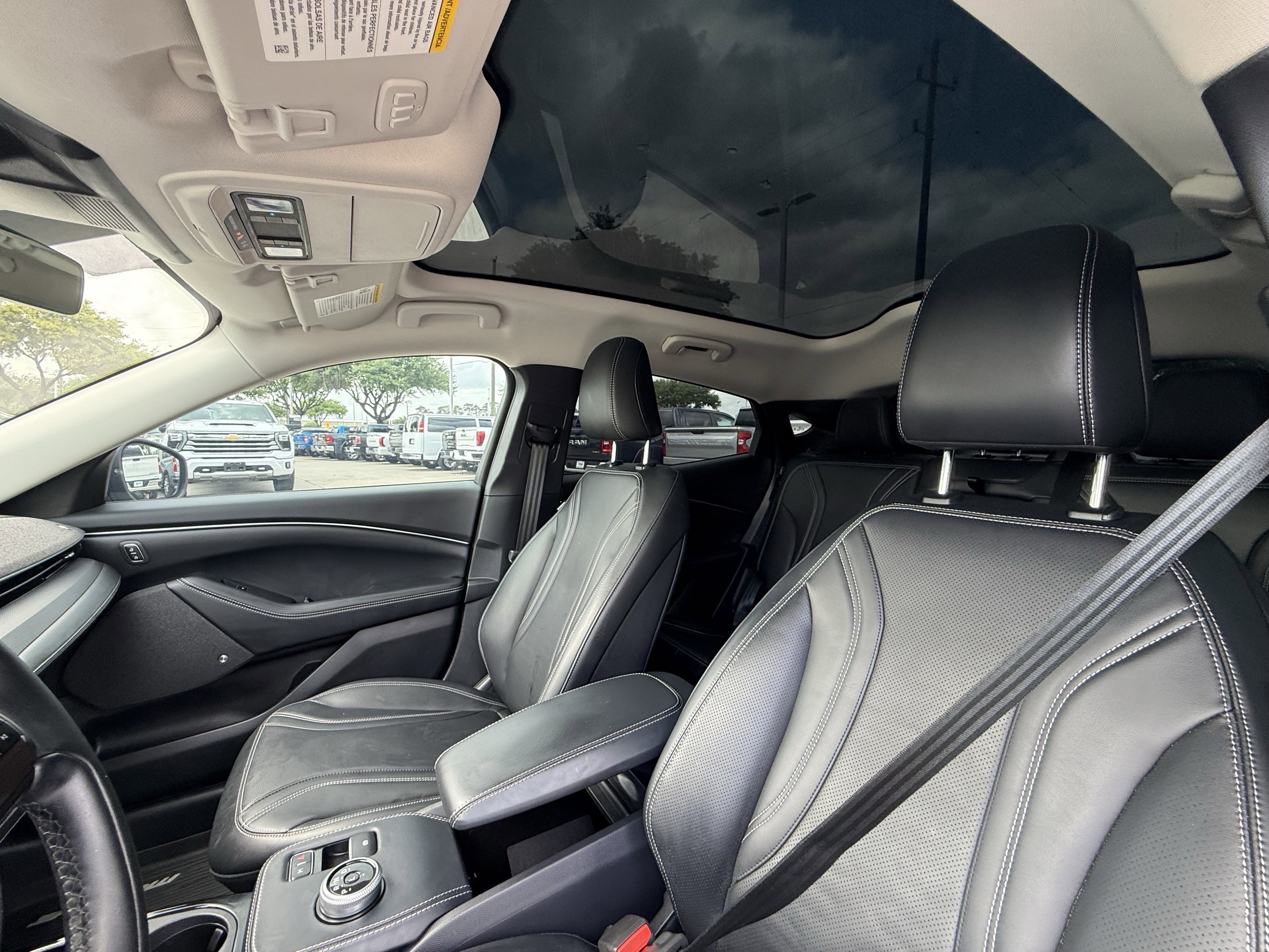 Used 2024 Ford Mustang Mach-E Premium image 27