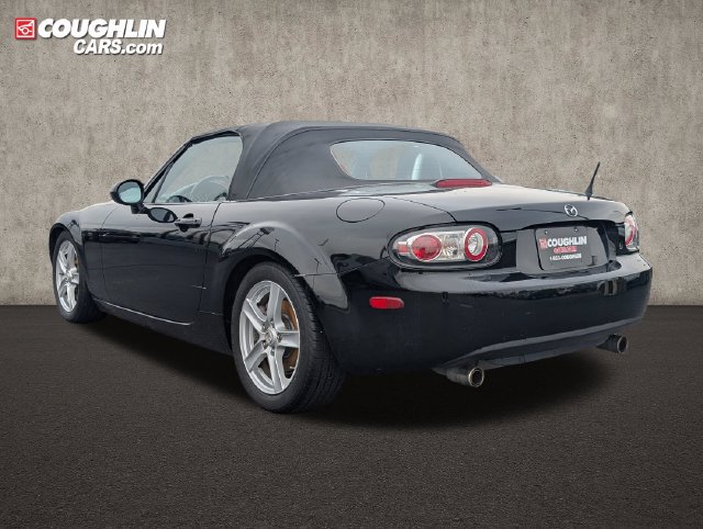 Used 2008 MAZDA MX-5 Miata Sport w/ Convenience Pkg RWD image 5