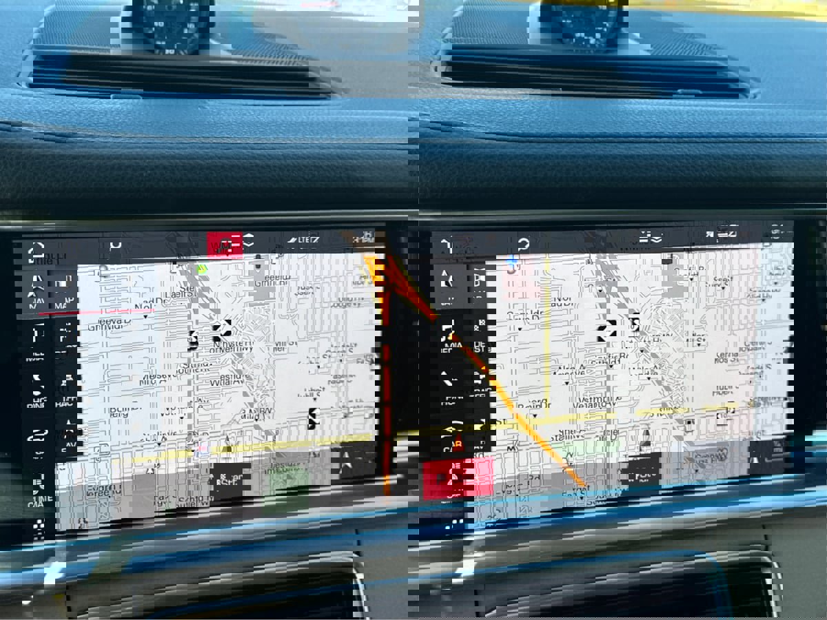 Used 2019 Porsche Panamera 4S image 43