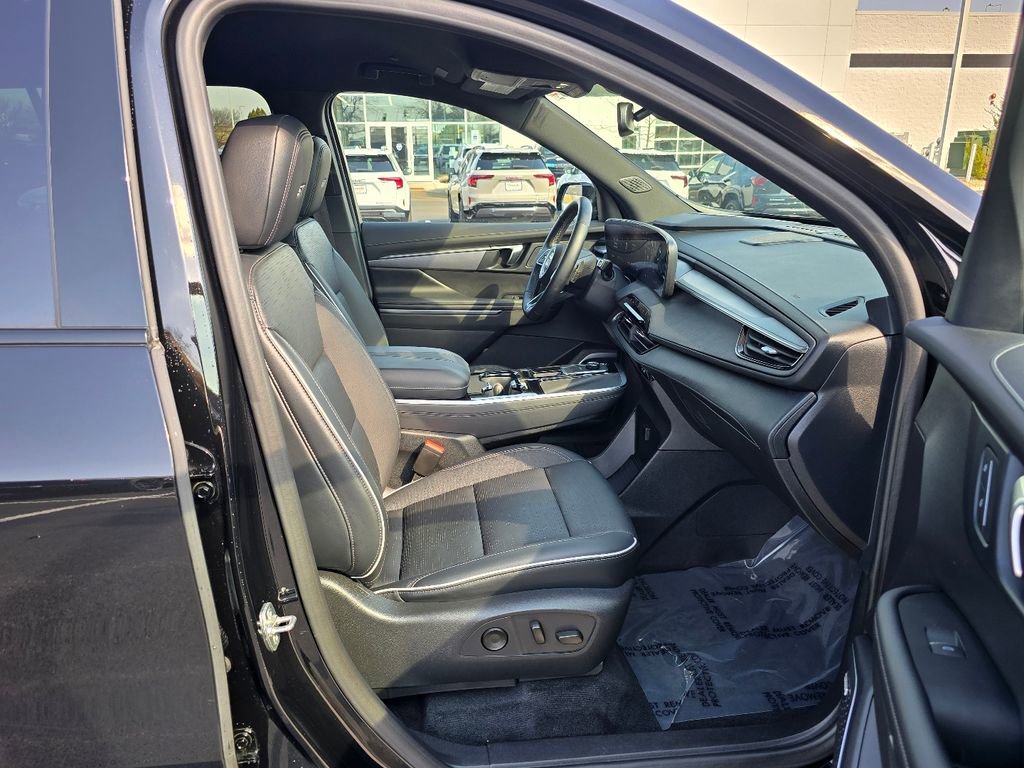 Certified 2025 Buick Enclave Sport Touring image 36