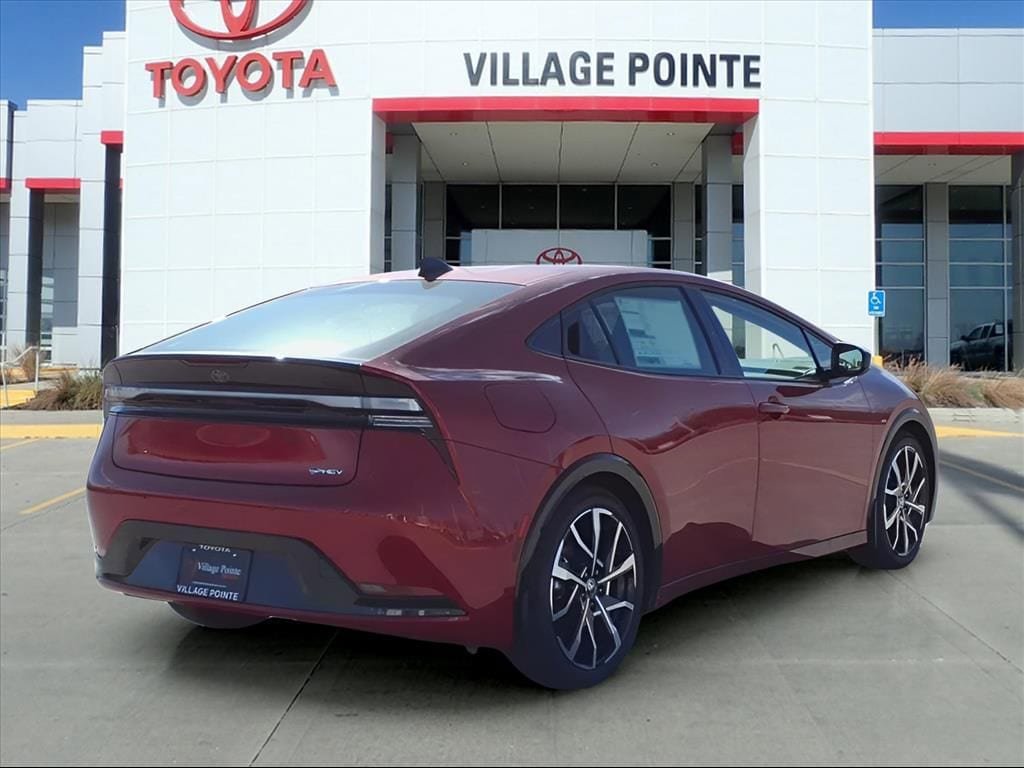 New 2026 Toyota Prius Plug-In Hybrid FWD image 5