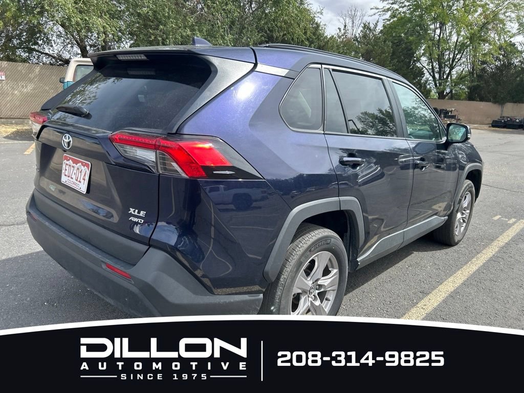 Used 2025 Toyota RAV4 XLE AWD/4WD image 21