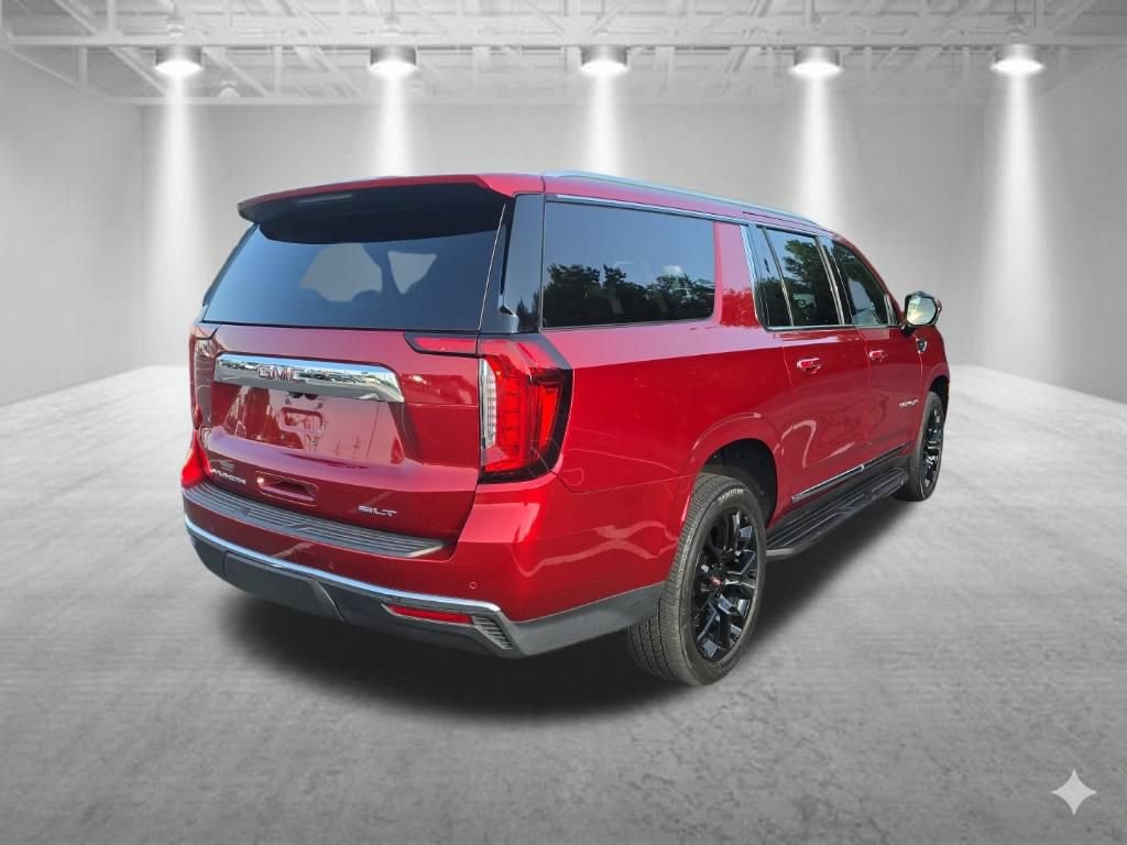 Certified 2023 GMC Yukon XL SLT w/ SLT Premium Package AWD/4WD image 4
