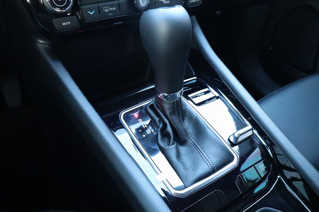 New 2026 Jeep Compass Latitude image 8