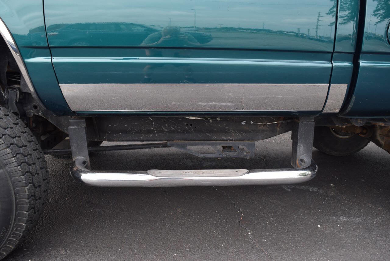 Used 1997 Chevrolet Silverado 1500 4x4 Regular Cab w/ Preferred Equipment Group 2 image 7