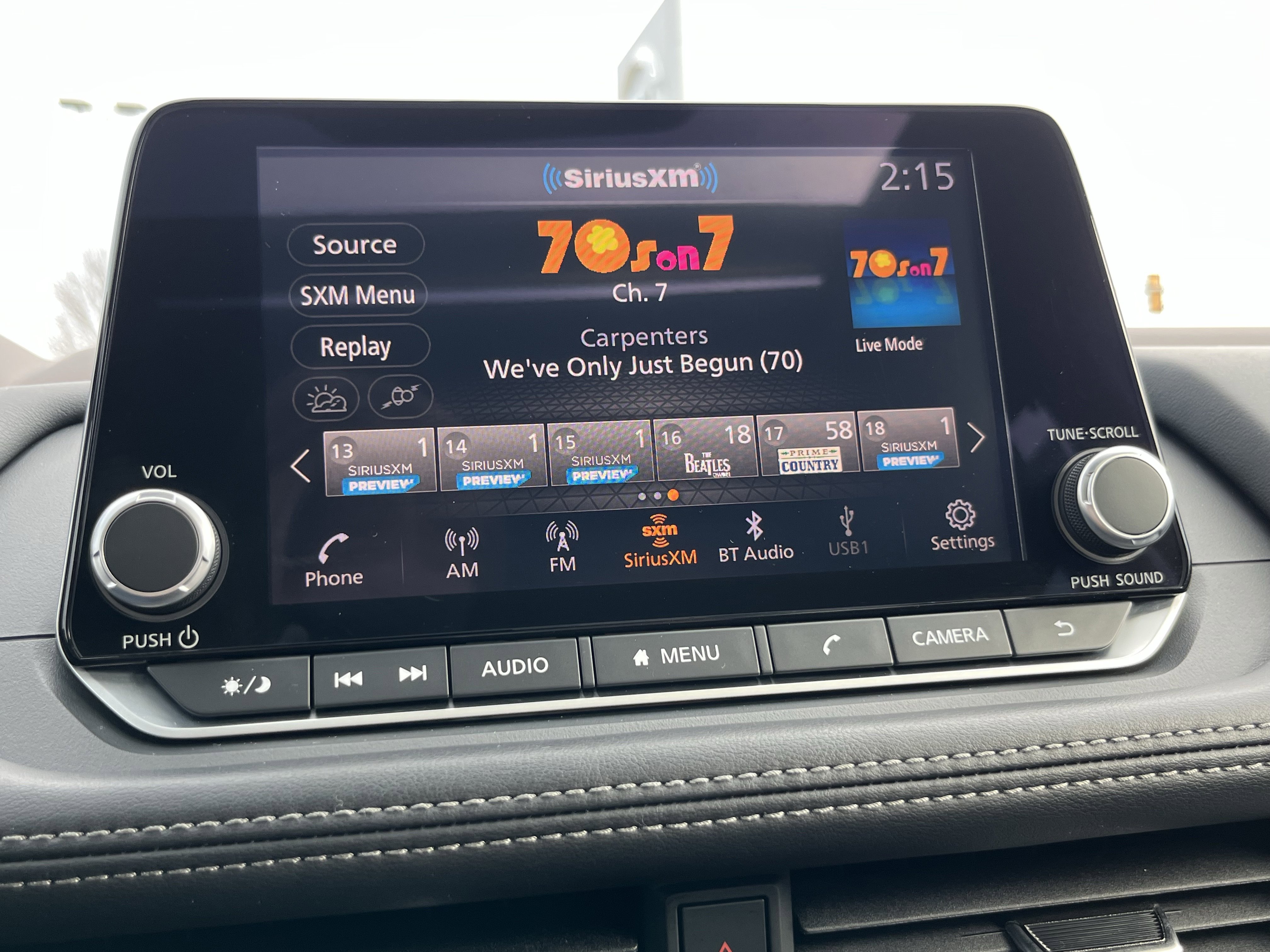 Used 2023 Nissan Rogue SV w/ SV Premium B Package image 30