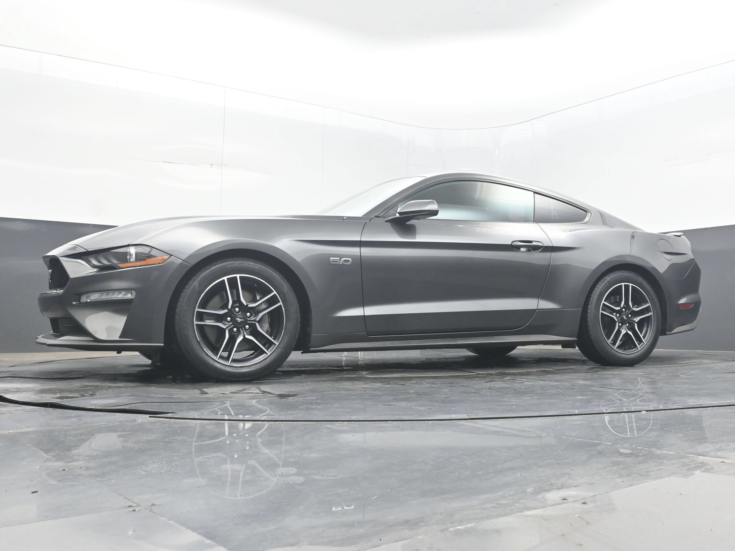 Used 2020 Ford Mustang GT RWD image 25