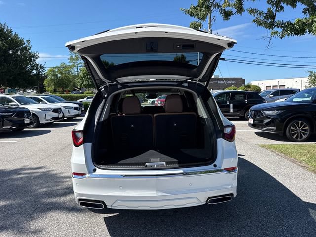 Certified 2026 Acura MDX w/ Advance Package AWD/4WD image 11