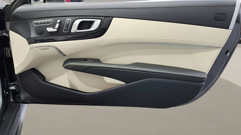 Used 2017 Mercedes-Benz SL 450 image 29