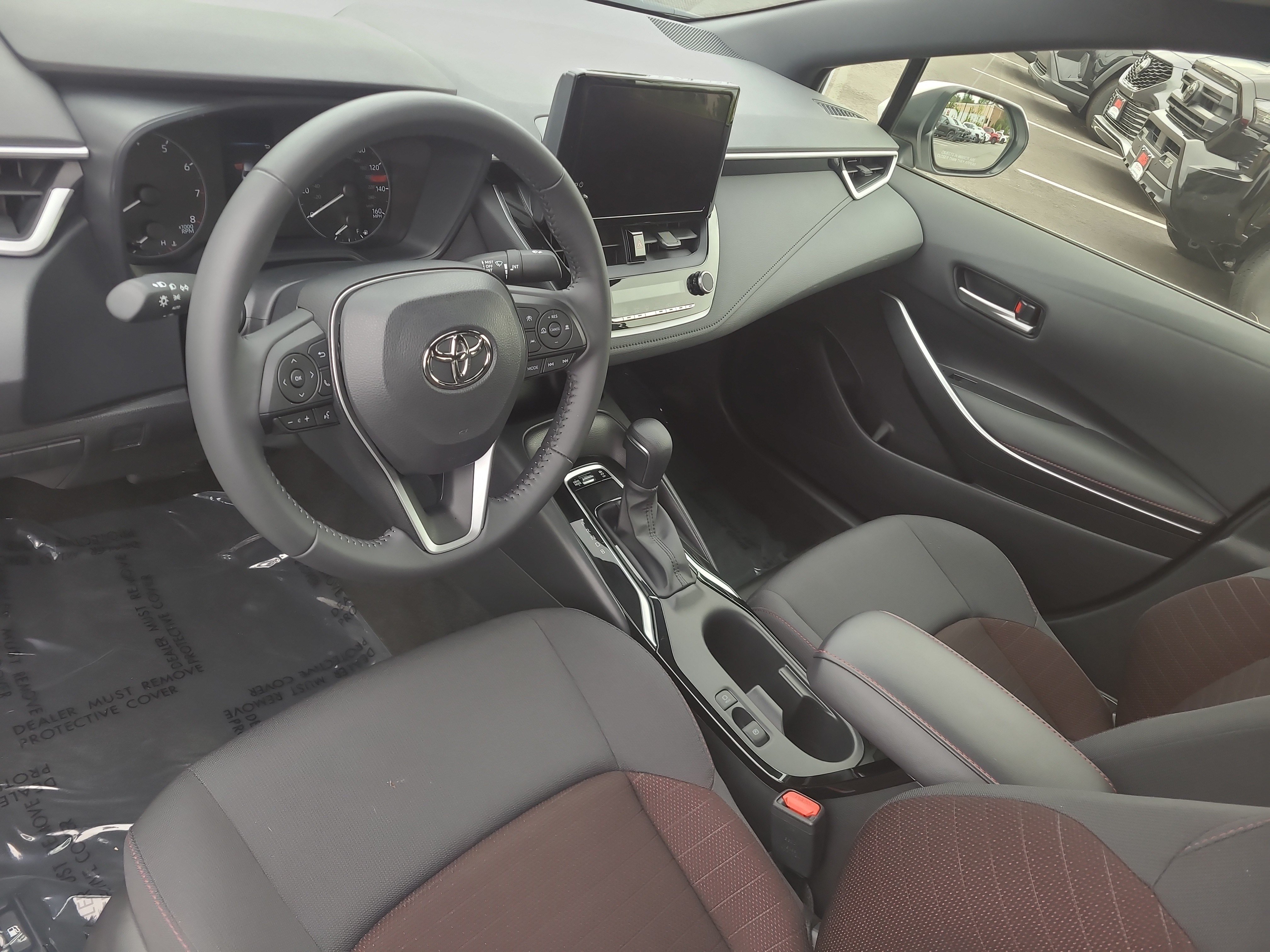 Certified 2023 Toyota Corolla SE w/ Carpet Mat Package (TMS) FWD image 15