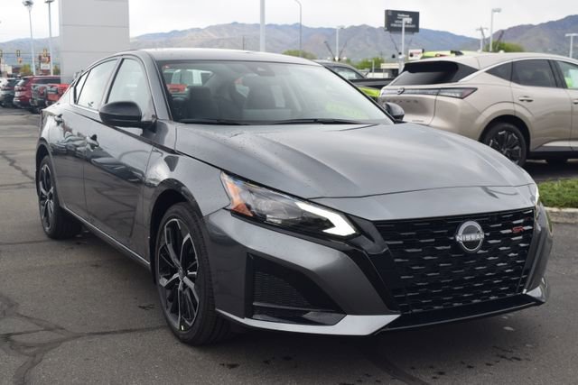 New 2026 Nissan Altima 2.5 SR AWD/4WD image 10