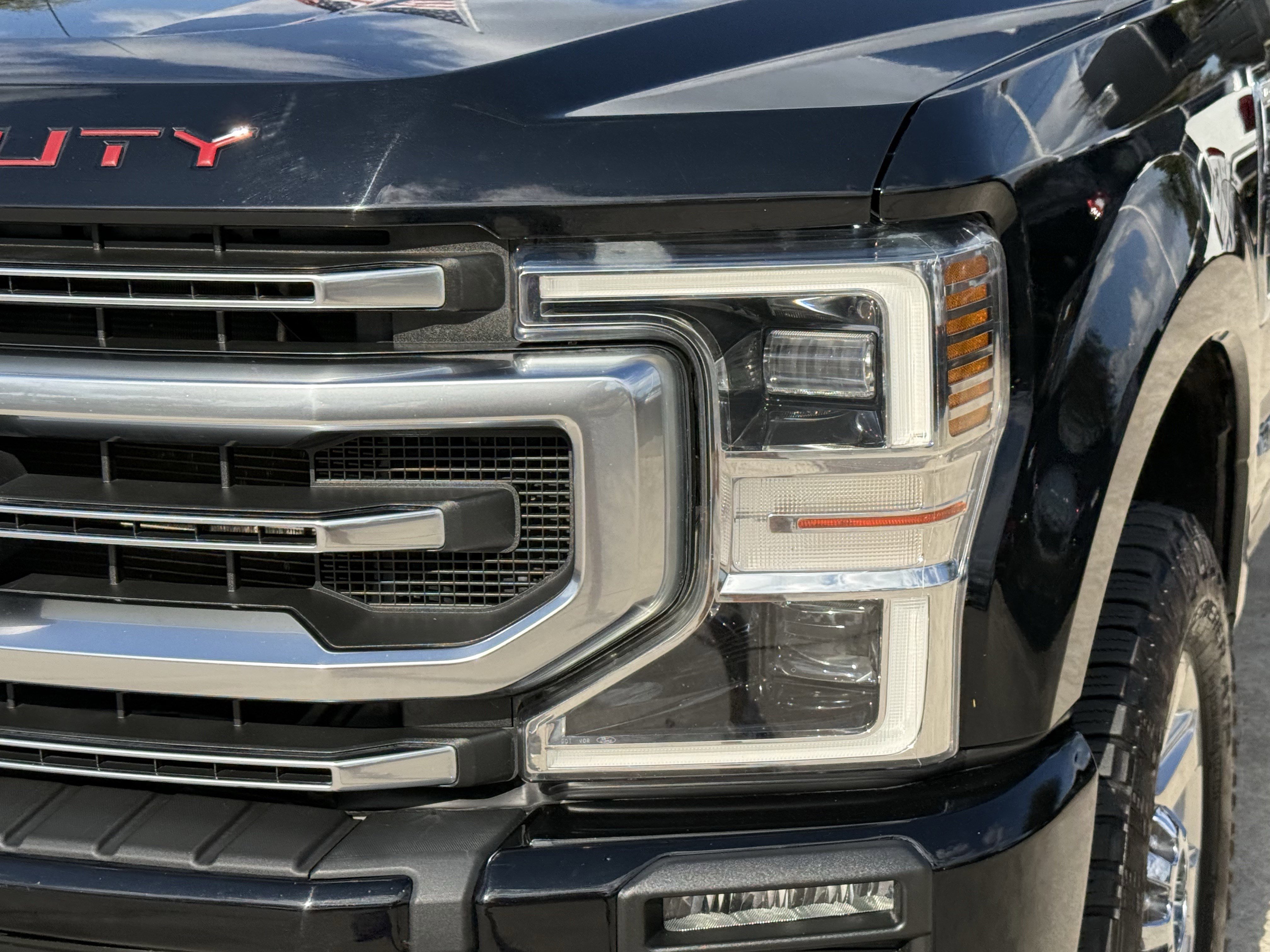 Used 2021 Ford F250 Platinum w/ FX4 Off-Road Package image 11