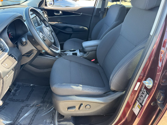 Used 2017 Kia Sorento AWD w/ LX Convenience Package image 14