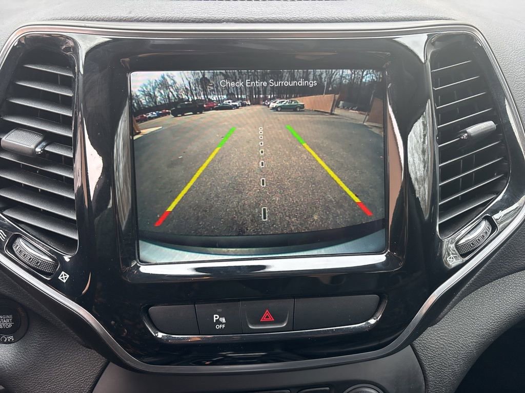 Used 2019 Jeep Cherokee Limited AWD/4WD image 19