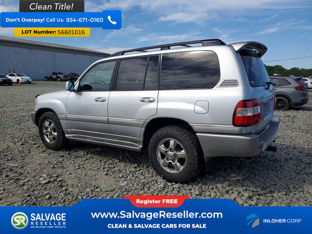 Used 2007 Toyota Land Cruiser w/ Convenience Pkg AWD/4WD image 3