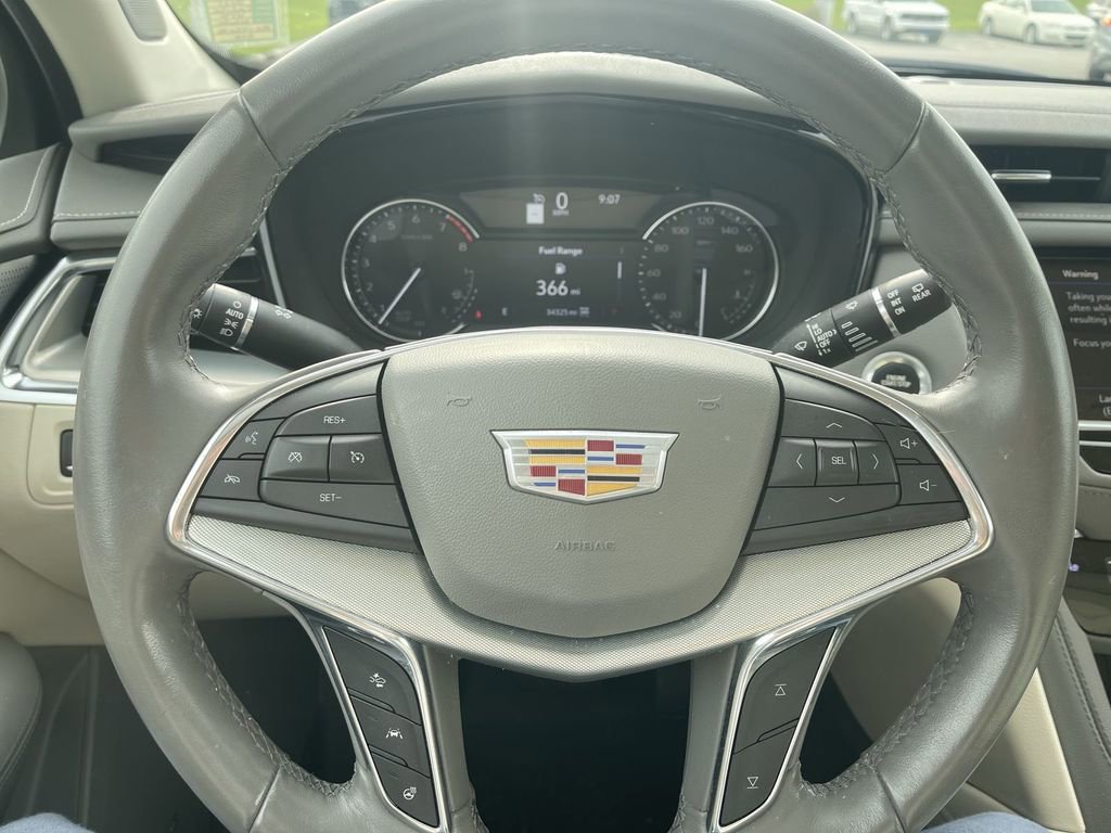 Used 2021 Cadillac XT5 Premium Luxury AWD/4WD image 10