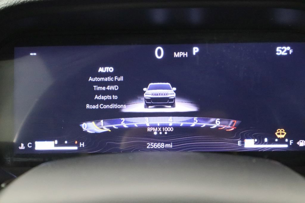 Used 2021 Jeep Grand Cherokee L Limited image 11