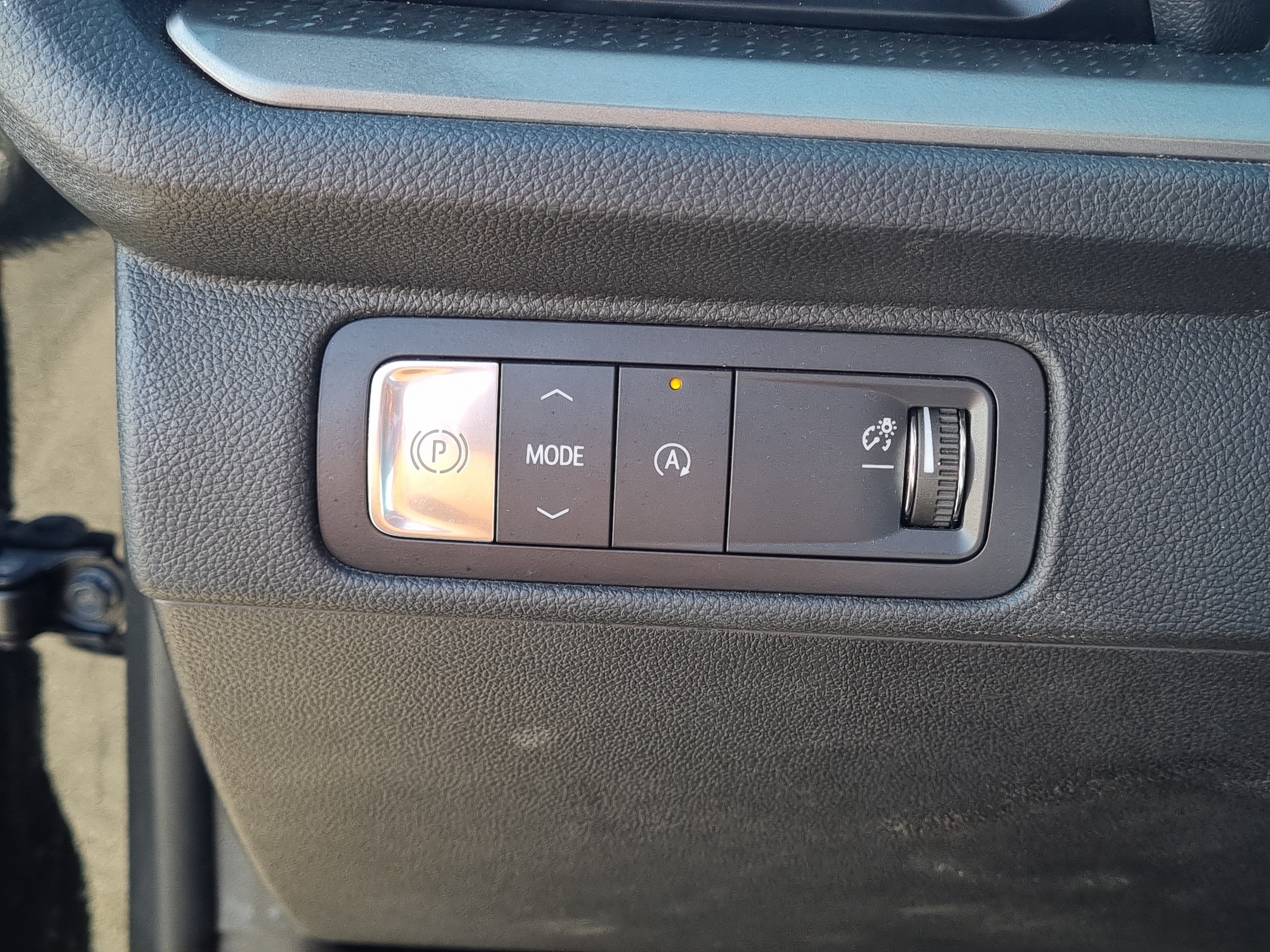 Used 2024 Chevrolet Traverse LT FWD image 27