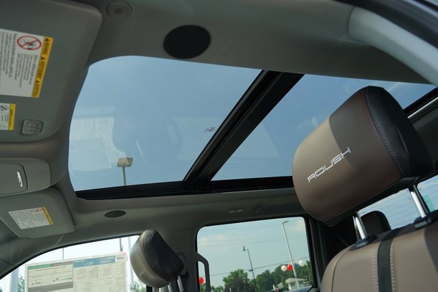 New 2025 Ford F250 Lariat w/ Lariat Ultimate Package image 13