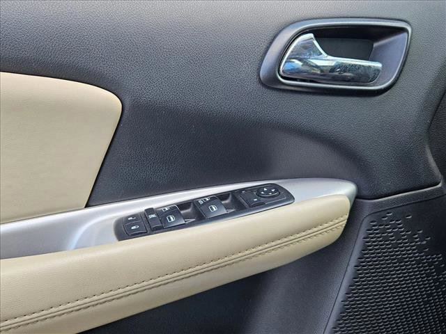 Used 2018 Dodge Journey SXT w/ Connectivity Group image 6