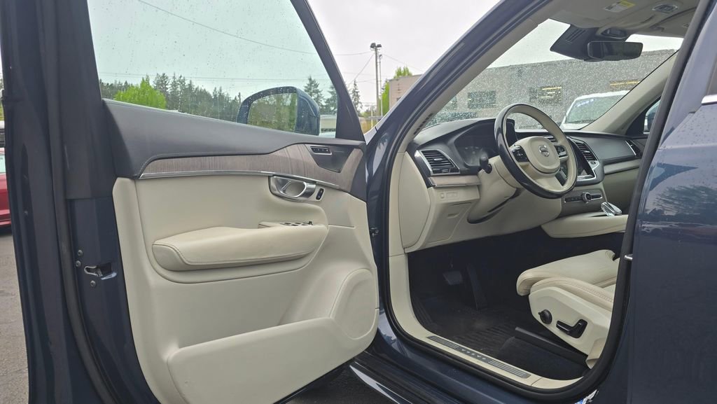 Used 2020 Volvo XC90 T8 Inscription AWD/4WD image 20