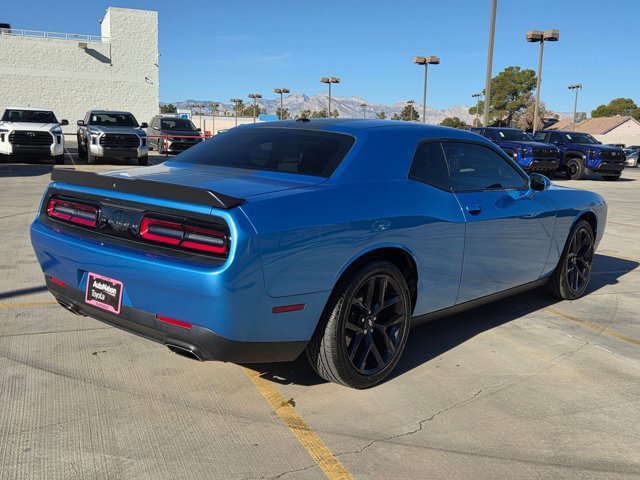 Used 2019 Dodge Challenger SXT w/ Blacktop Package image 5