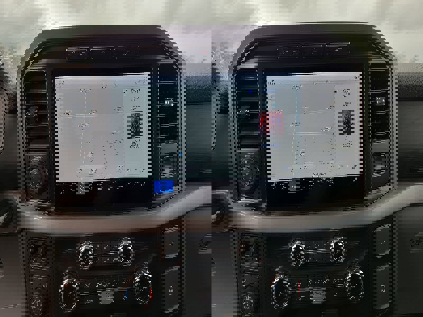 Used 2024 Ford F150 XLT w/ Tow/Haul Package image 24