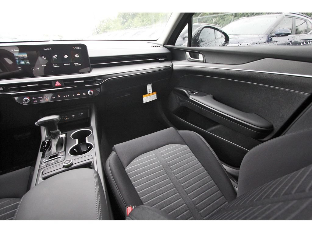 New 2026 Kia K5 LXS FWD image 11