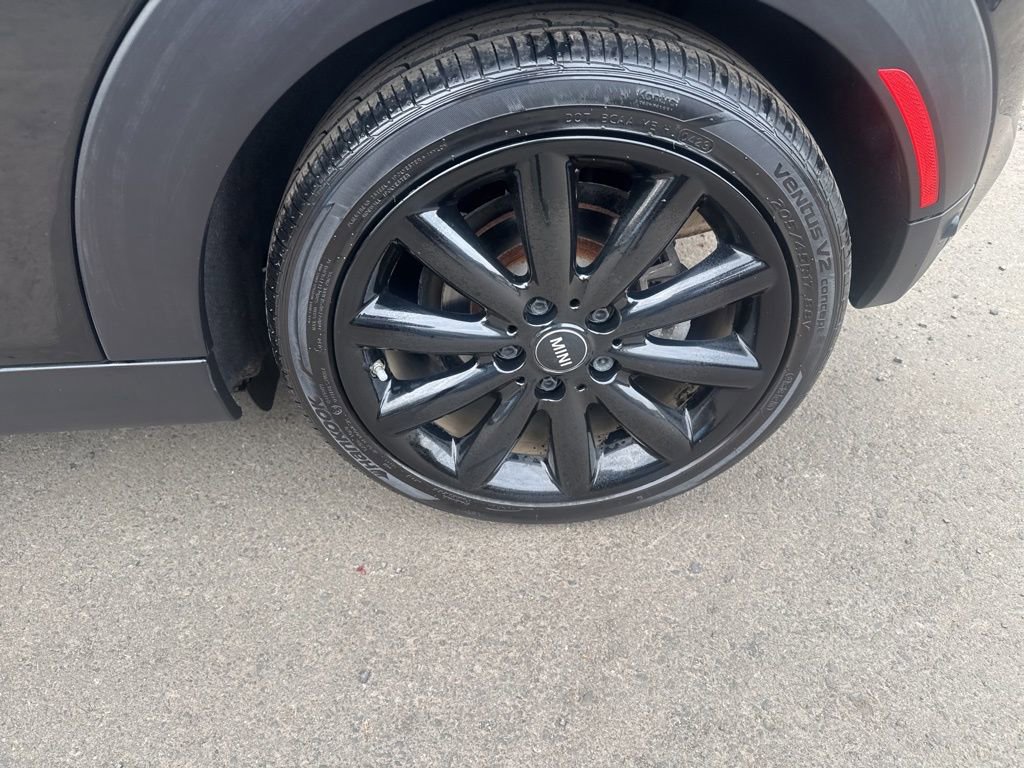 Used 2018 MINI Cooper S image 23