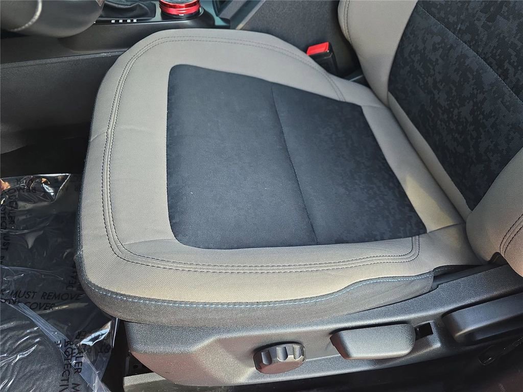 Used 2023 Ford Bronco Wildtrak image 18