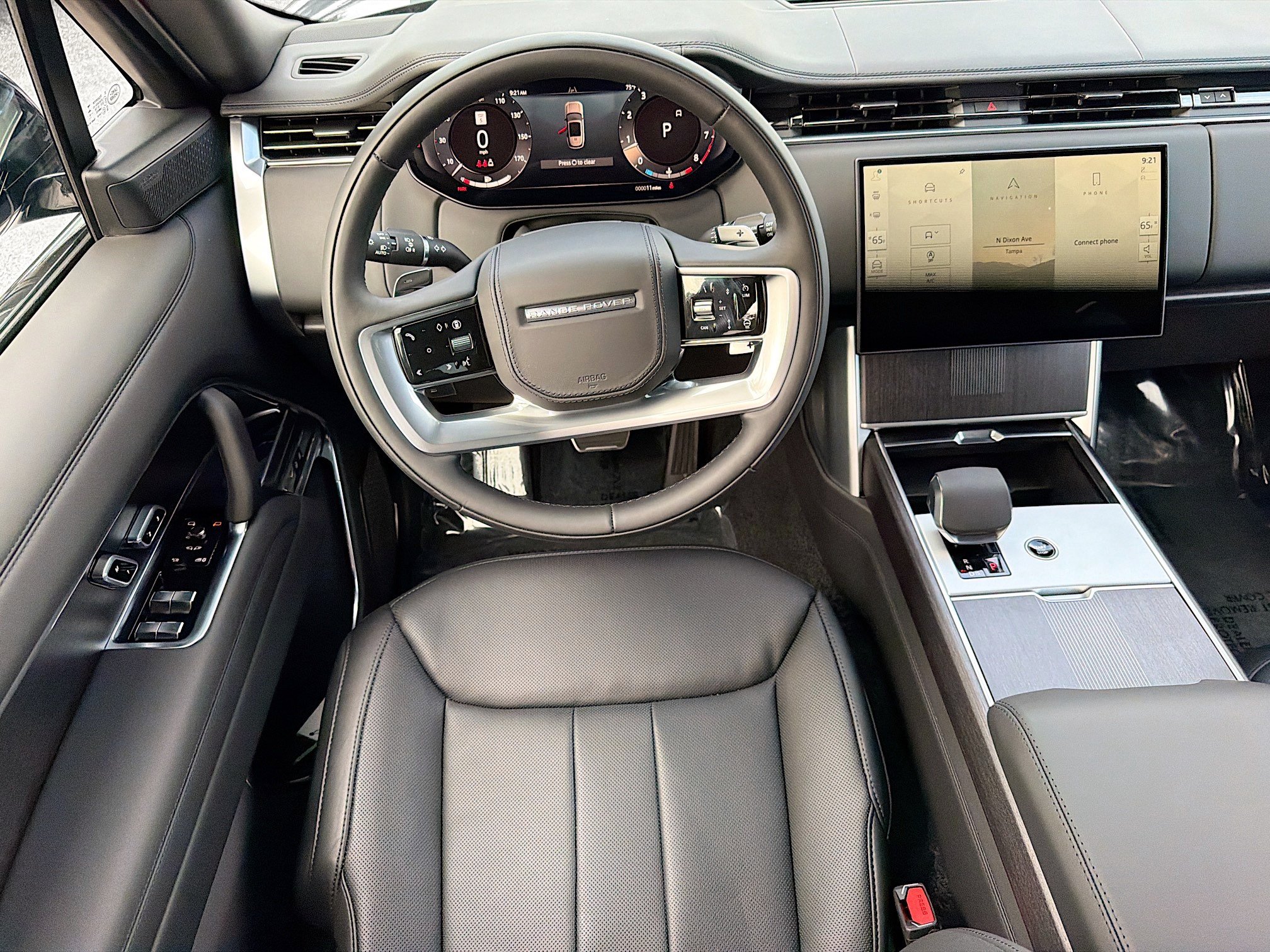 New 2026 Land Rover Range Rover Long Wheelbase Autobiography AWD/4WD image 18