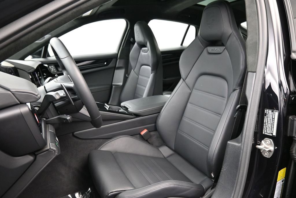 Certified 2026 Porsche Panamera GTS AWD/4WD image 5