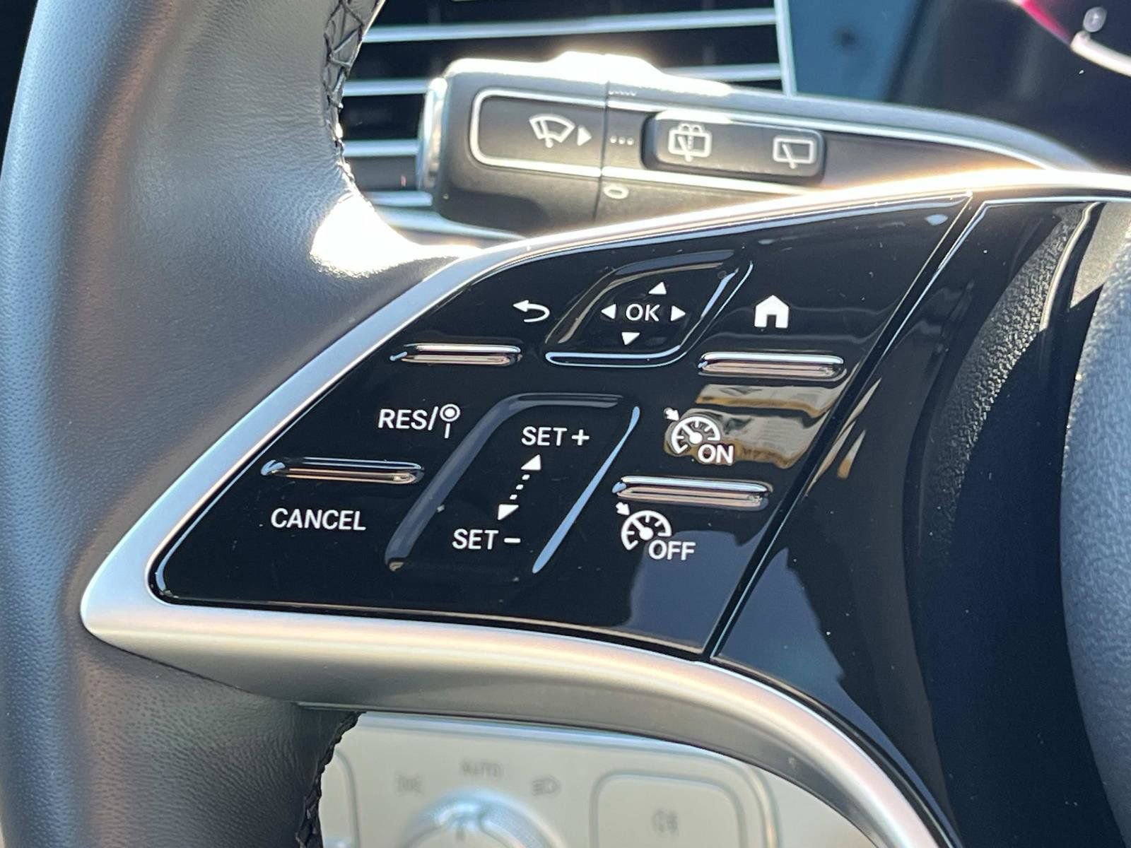 Certified 2025 Mercedes-Benz GLE 350 4MATIC image 27