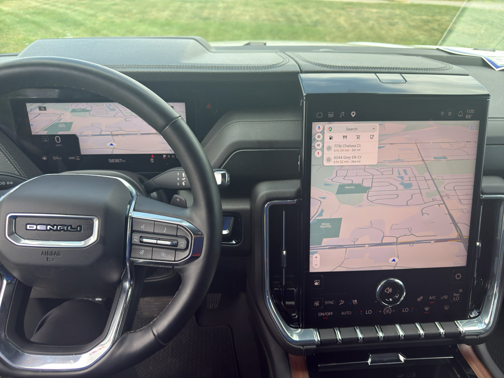 Used 2025 GMC Yukon XL Denali AWD/4WD image 65