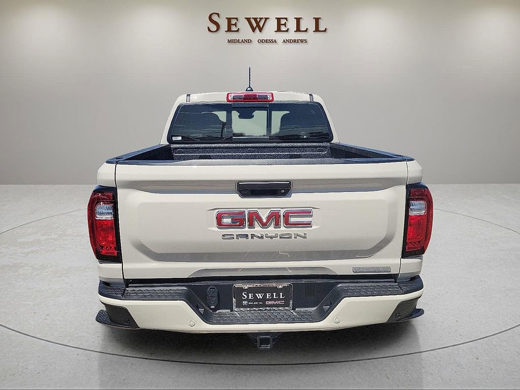 New 2026 GMC Canyon Elevation w/ Convenience Package image 4