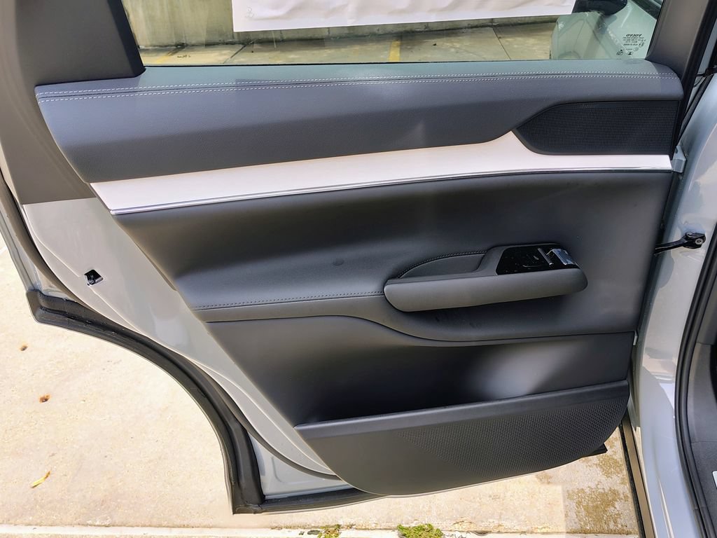 New 2026 Volvo EX90 Ultra AWD/4WD image 18