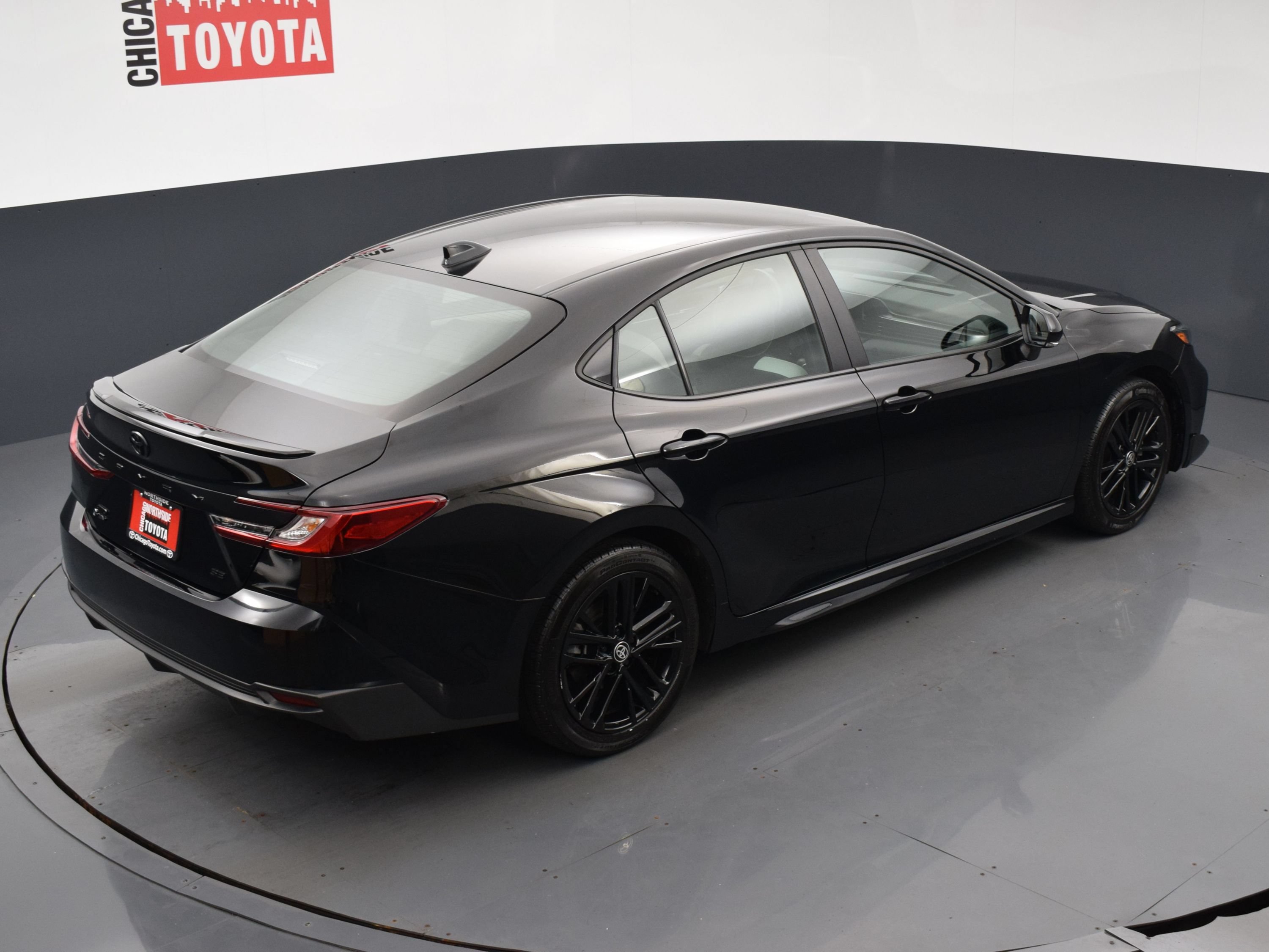 Used 2025 Toyota Camry SE AWD/4WD image 20