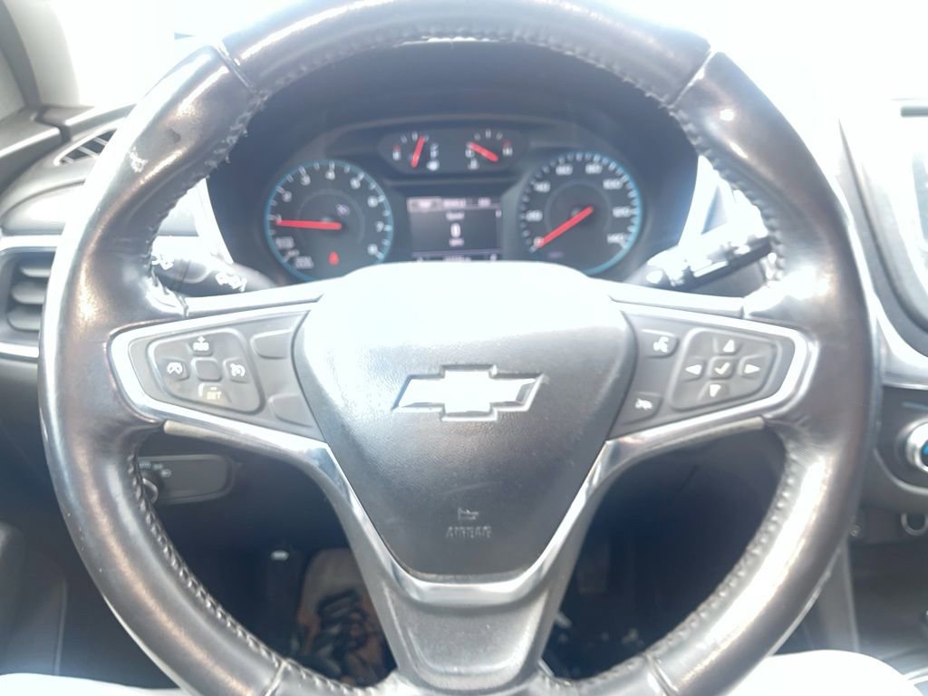 Used 2018 Chevrolet Equinox LT image 17