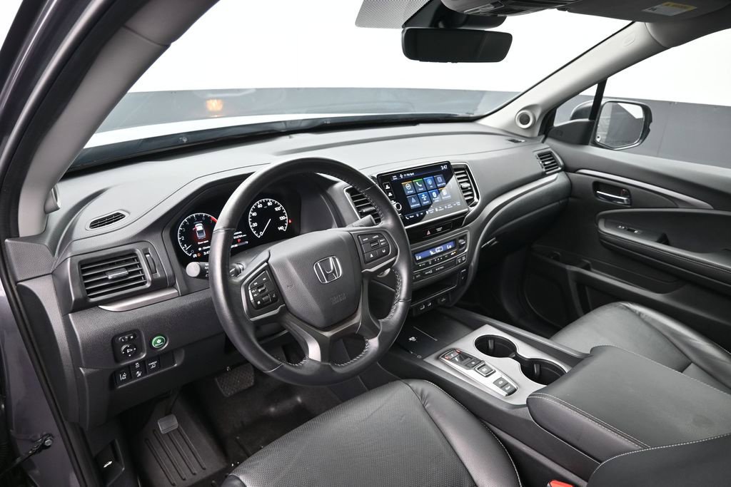 Certified 2025 Honda Ridgeline RTL image 11