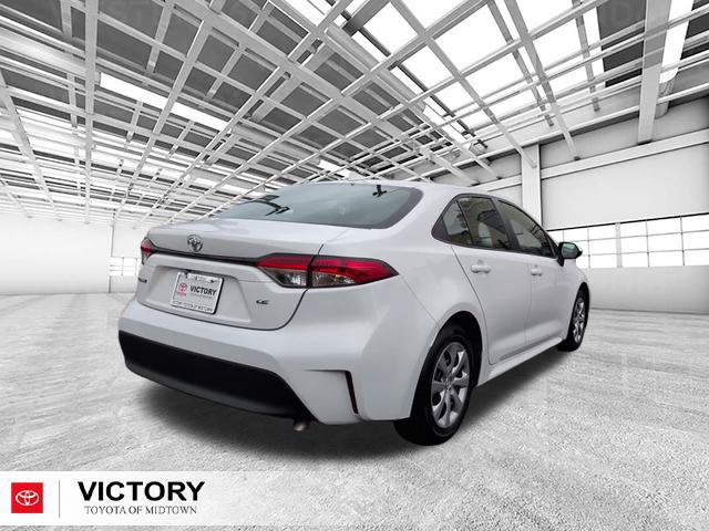 Used 2024 Toyota Corolla LE FWD image 4