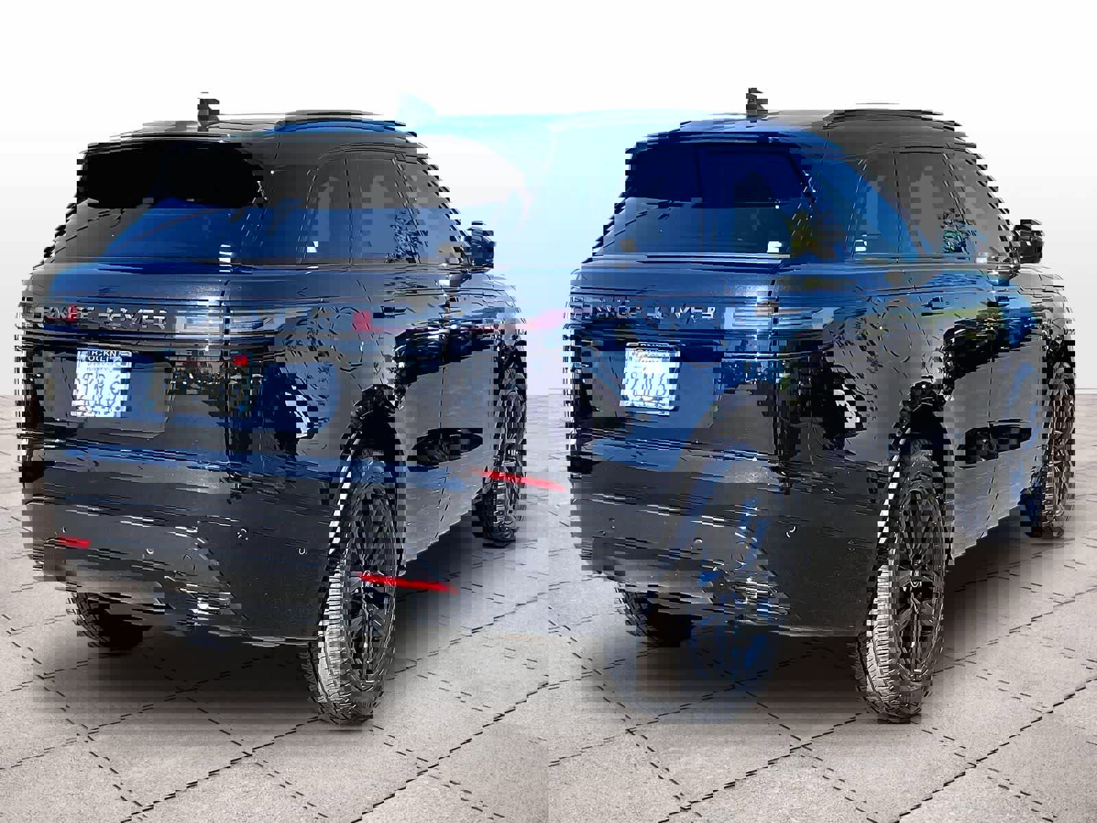 Used 2026 Land Rover Range Rover Velar Dynamic SE image 15