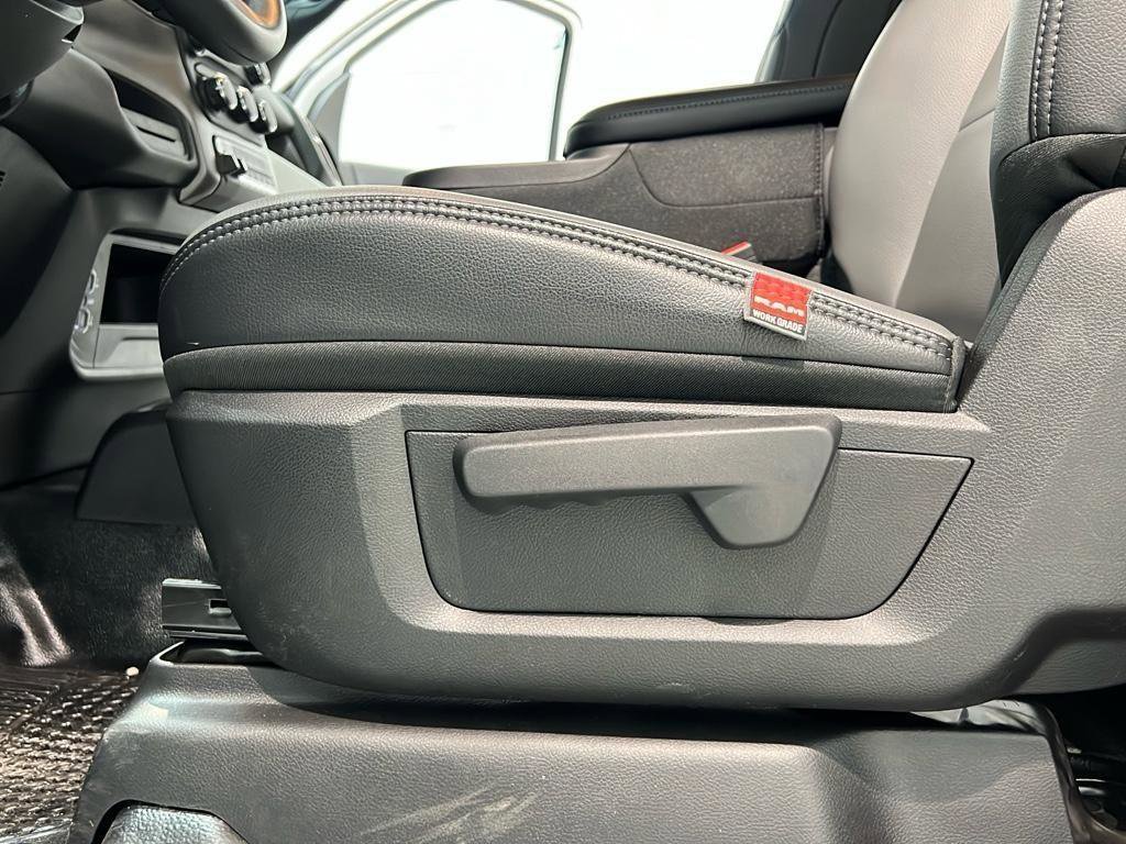 New 2024 RAM 3500 Tradesman image 16