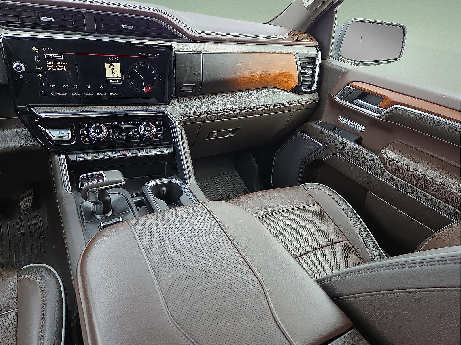 Used 2023 GMC Sierra 1500 Denali w/ Technology Package image 12