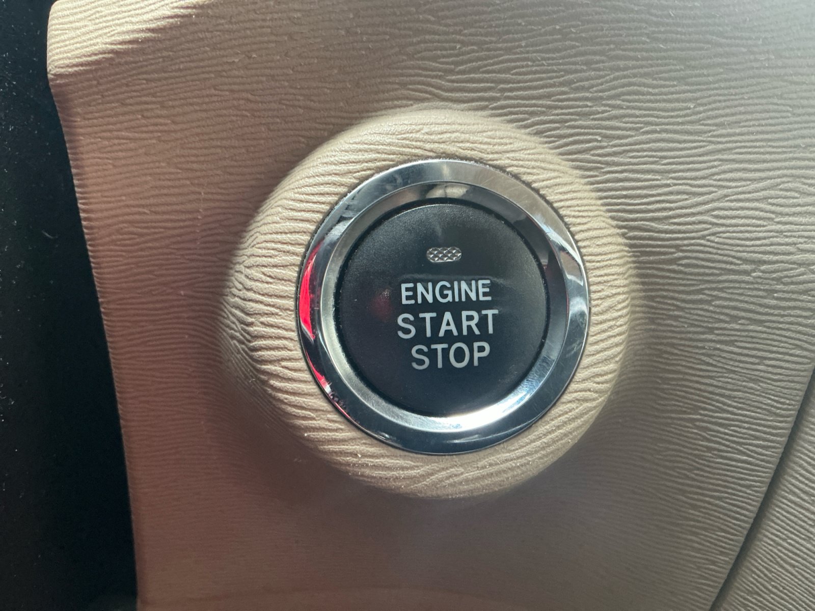 Used 2013 Toyota Venza XLE FWD image 30
