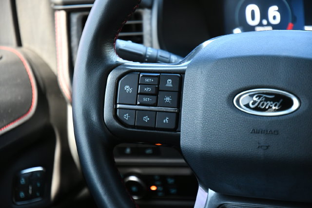 Used 2023 Ford Expedition Limited AWD/4WD image 25