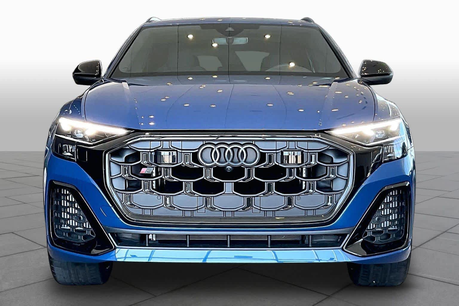 New 2026 Audi SQ8 Premium Plus AWD/4WD image 3