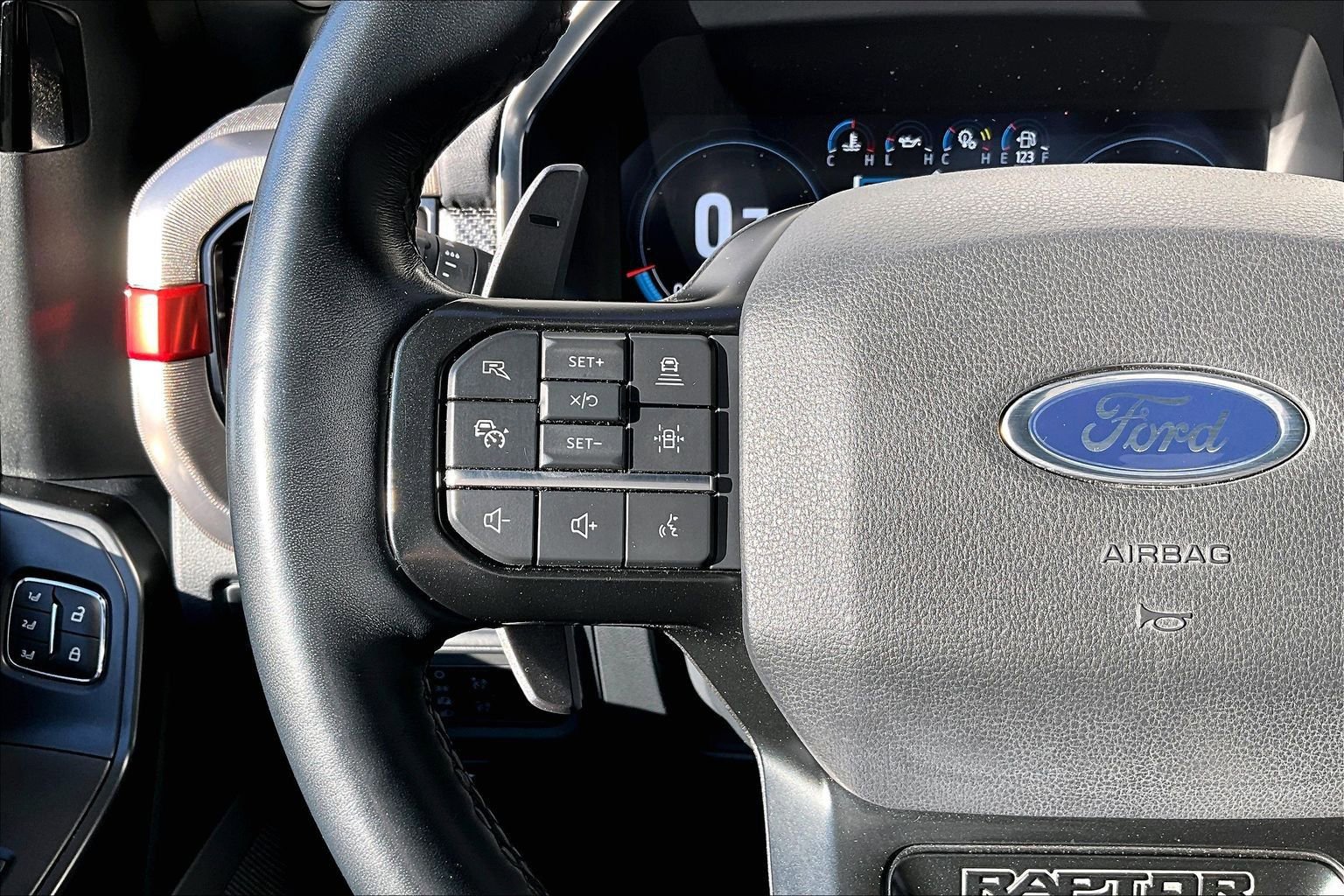 Used 2023 Ford F150 Raptor w/ Raptor Carbon Fiber Package image 18