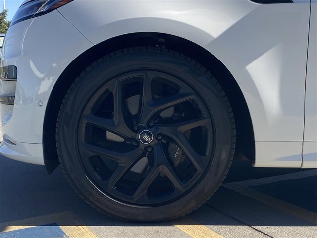 Used 2024 Land Rover Range Rover Sport Dynamic SE image 32