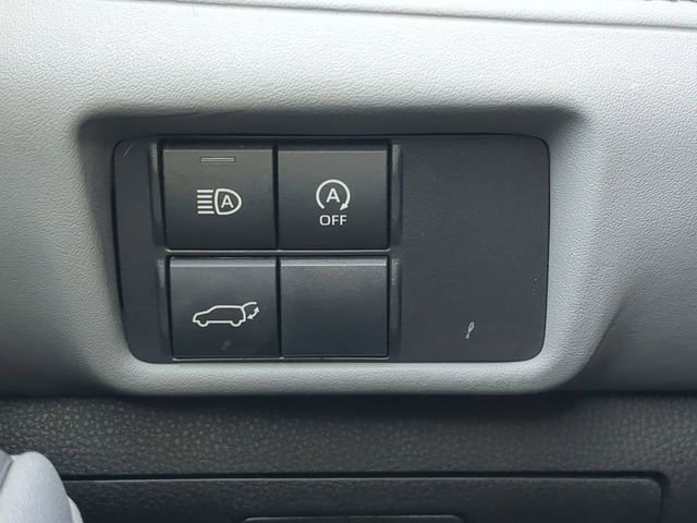 Used 2023 Toyota Highlander XLE image 30