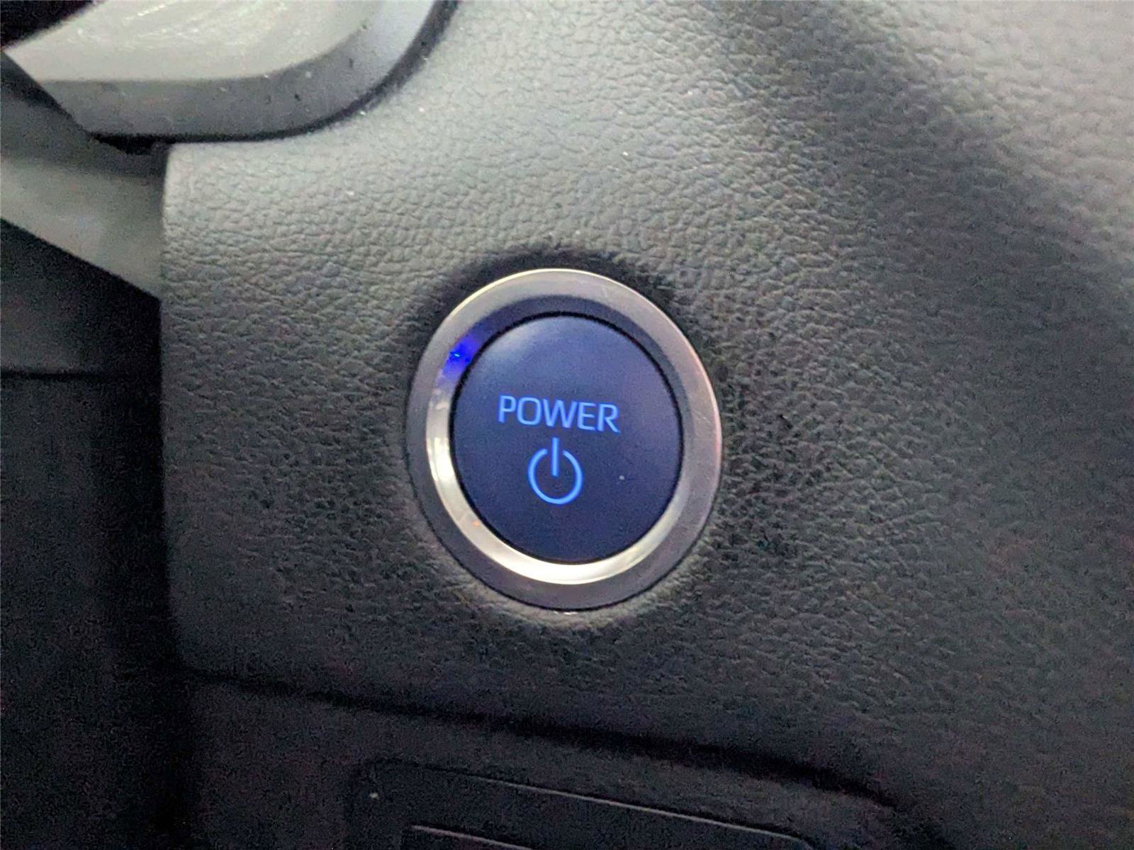 Used 2024 Toyota Tundra Limited AWD/4WD image 21
